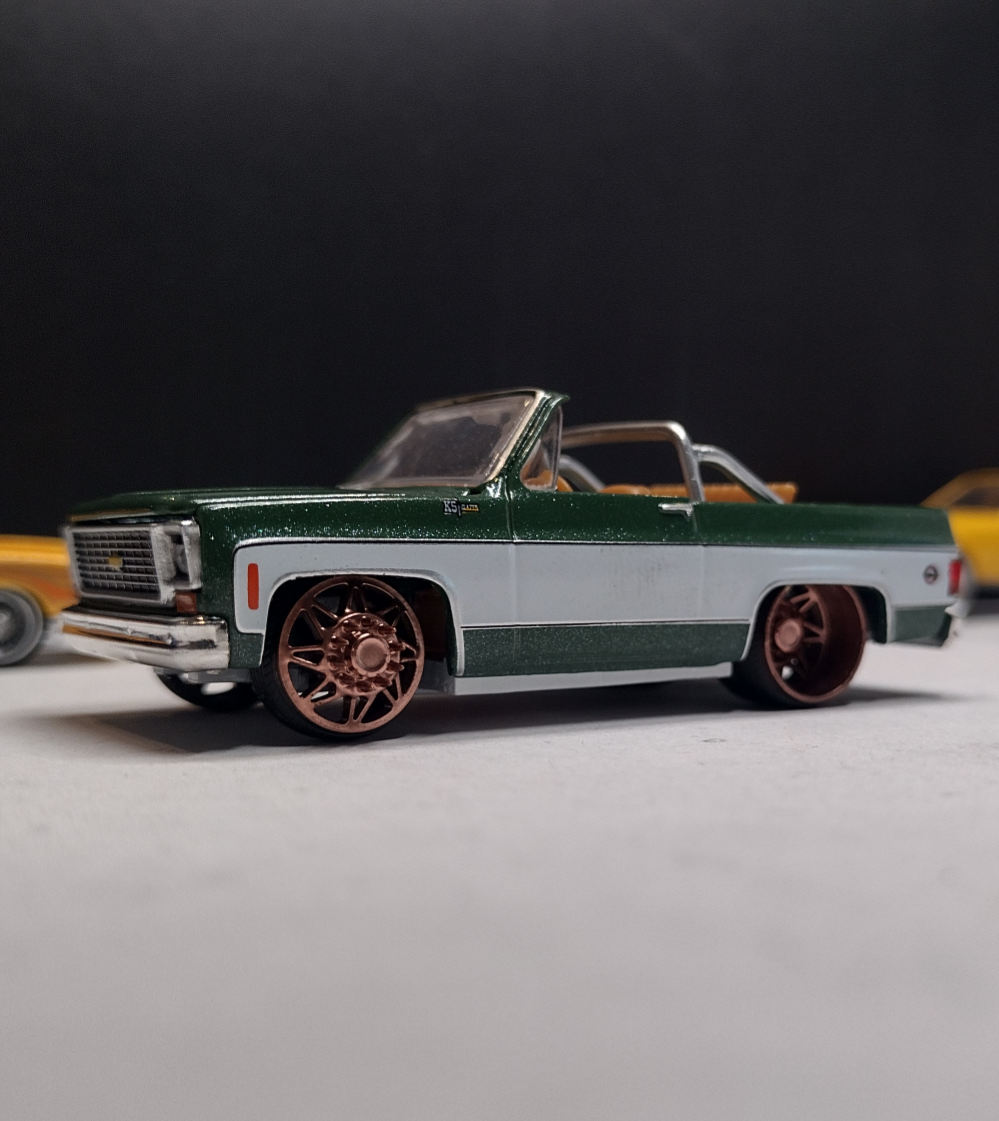 Custom frame for M2 K5 blazer