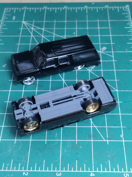 3d printed chassis for Greenlight collectables suburban