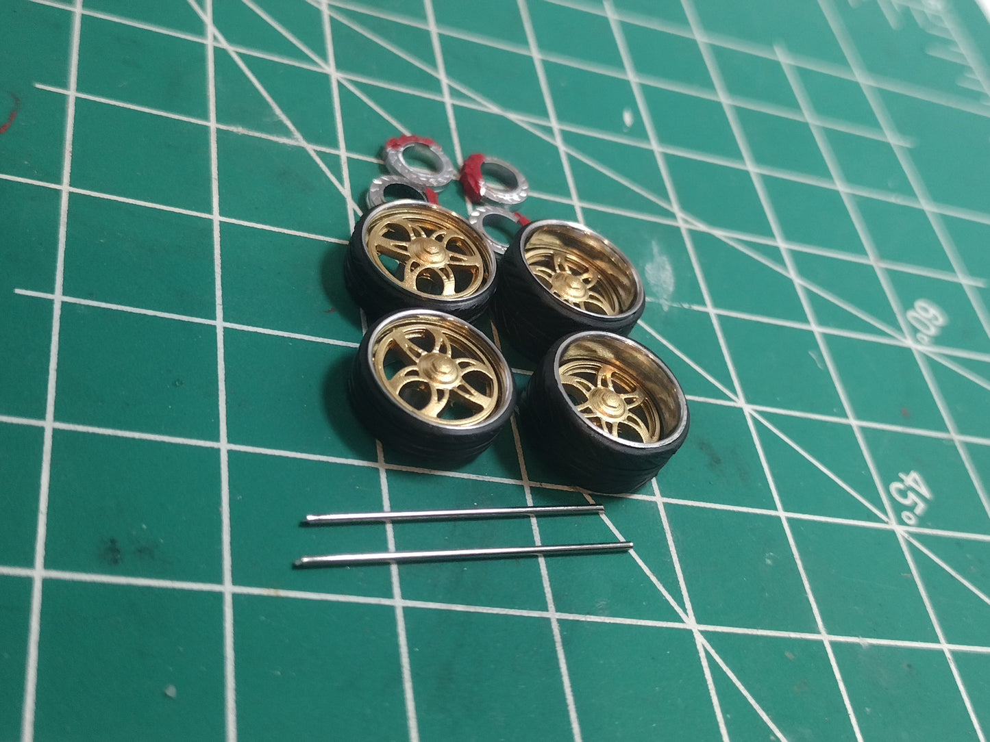 28 billet alien