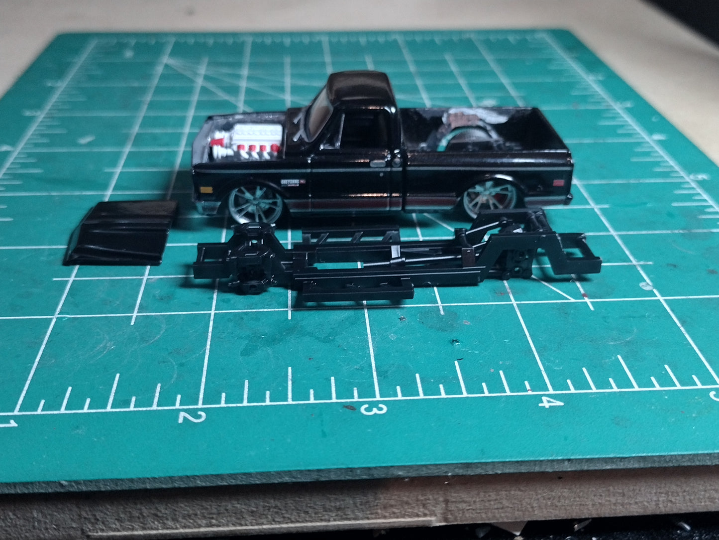 Custom chassis GL C10