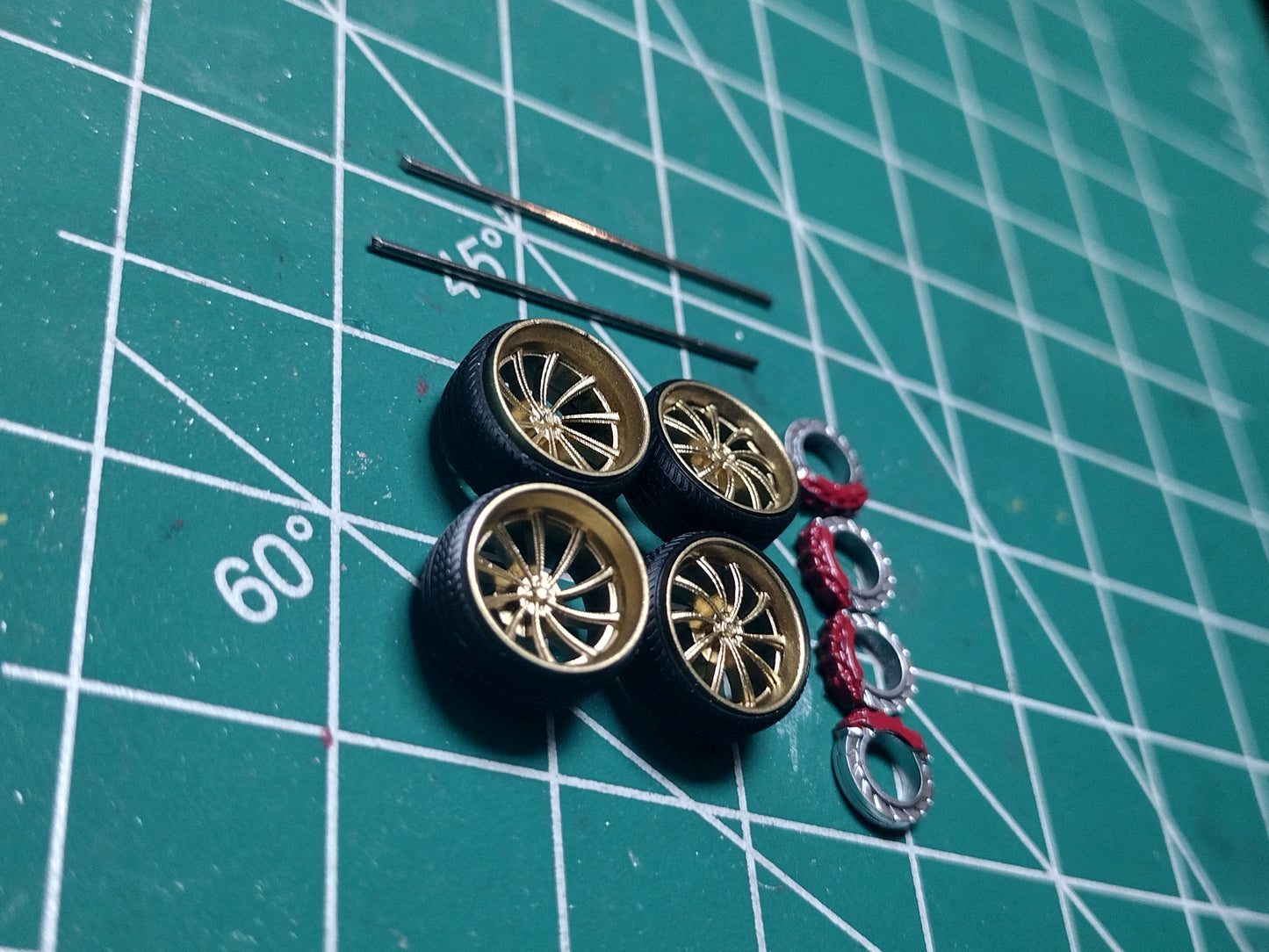24" gold awc