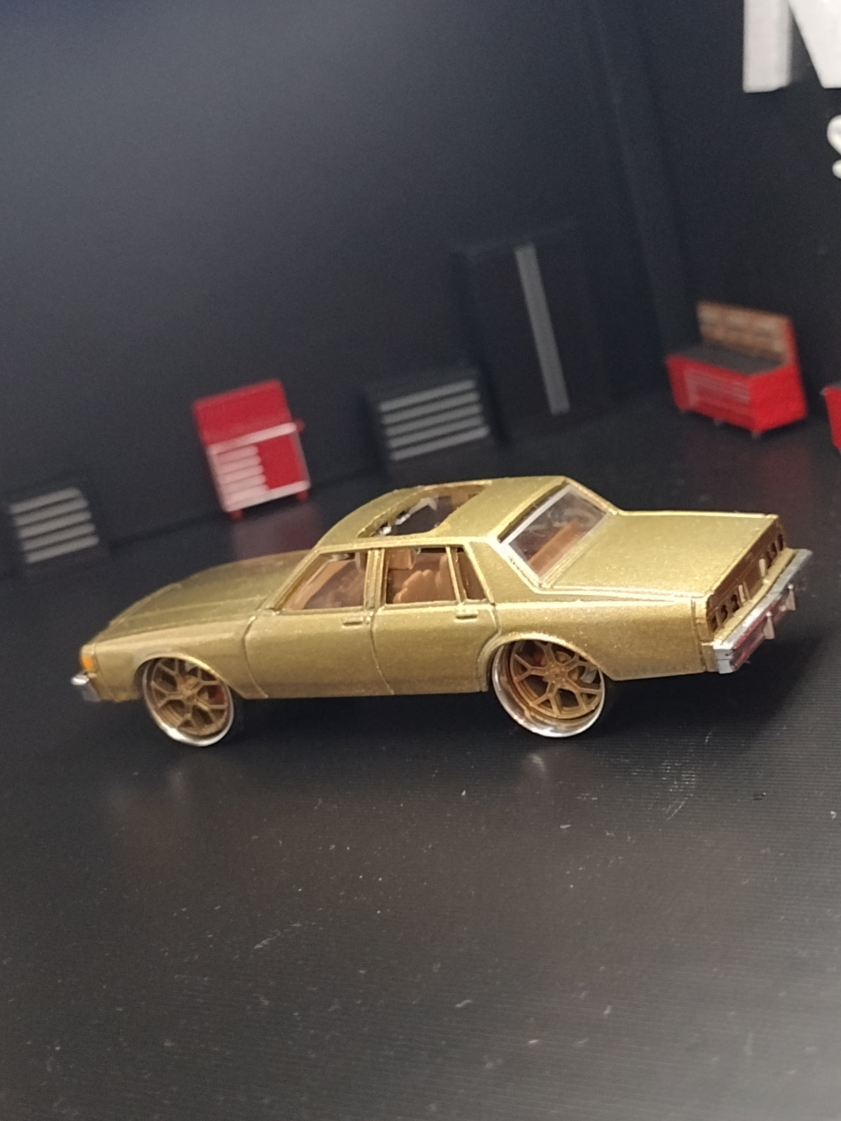 Custom Box Chevy "Sandy B"