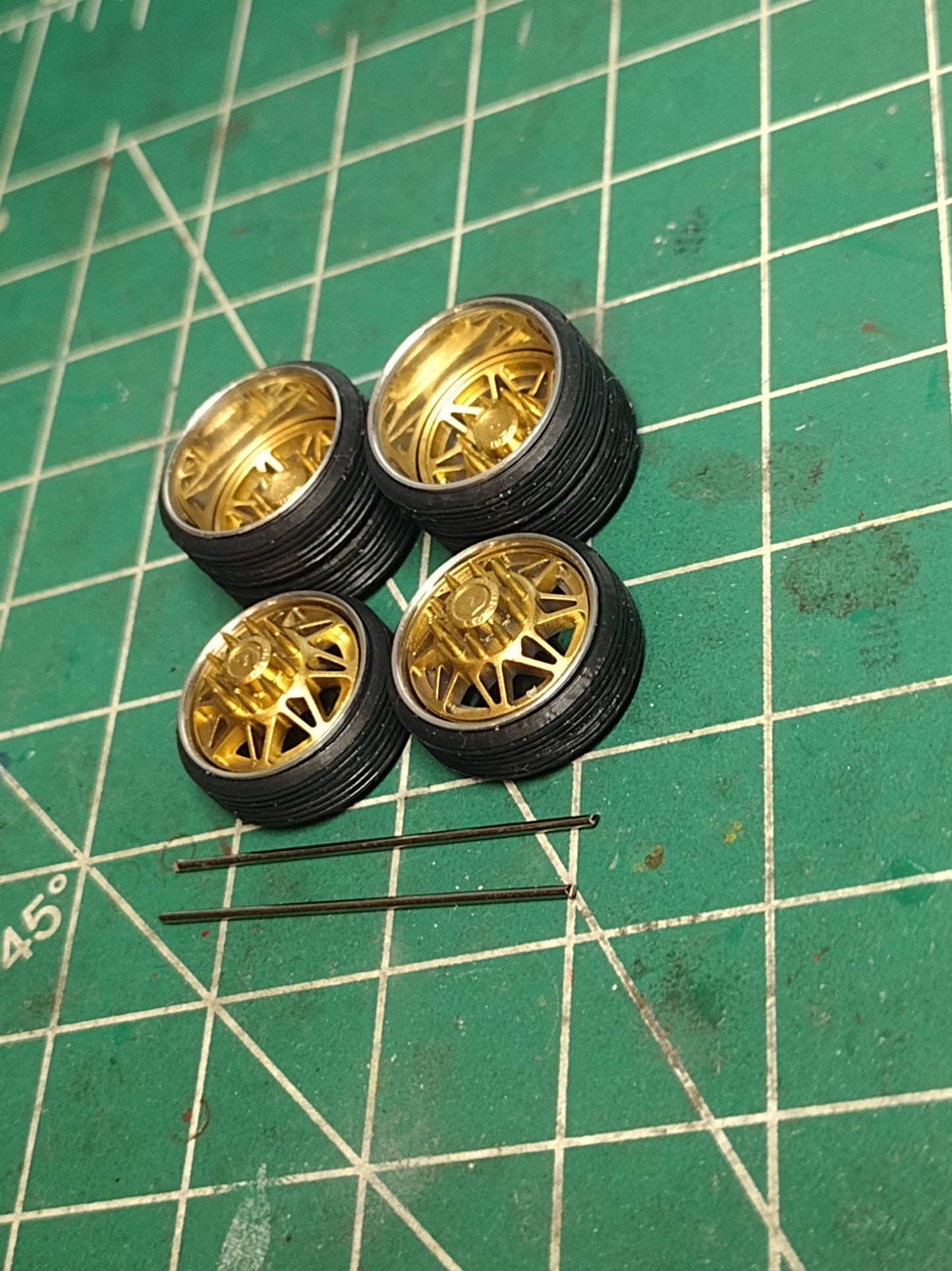 32" alloy Forgi dually (Gold)