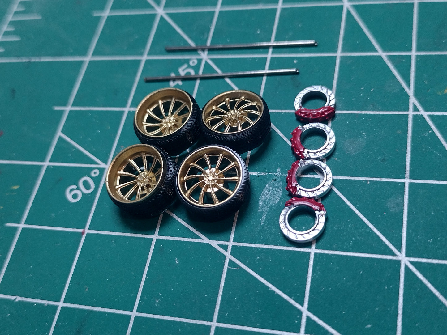 24" gold awc