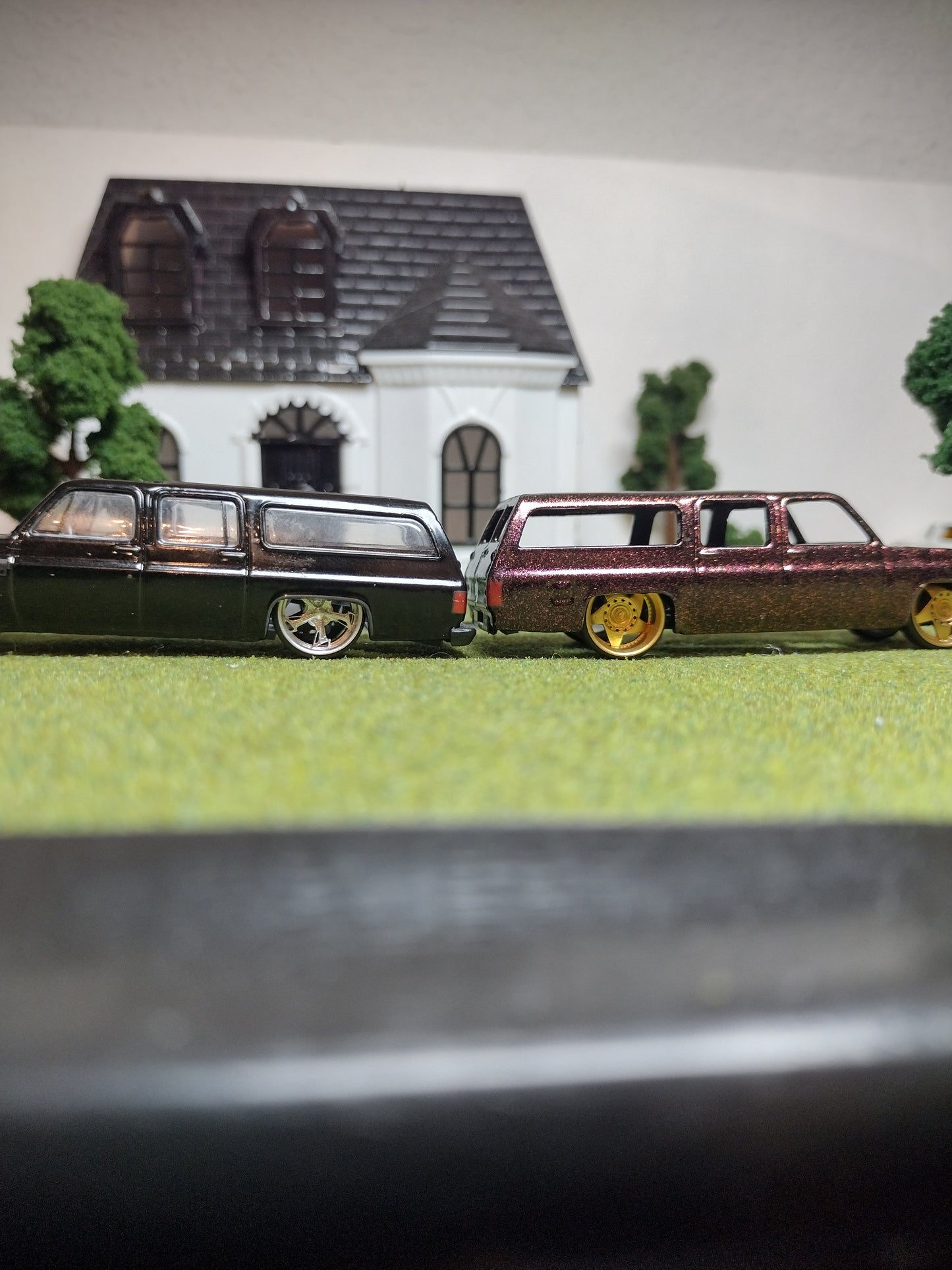 3d printed chassis for Greenlight collectables suburban
